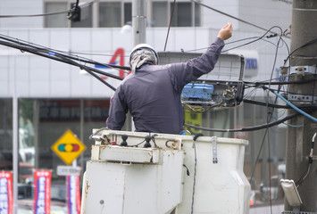 電柱作業